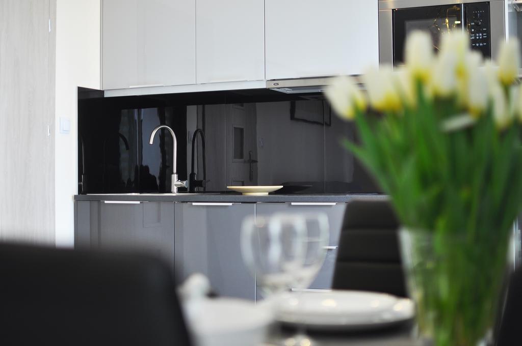 Moko Apartment Parking W Cenie Варшава Экстерьер фото