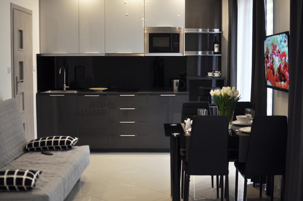 Moko Apartment Parking W Cenie Варшава Экстерьер фото