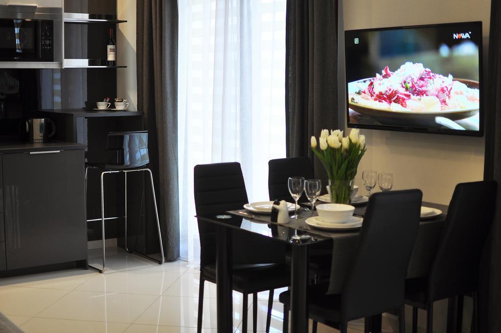 Moko Apartment Parking W Cenie Варшава Экстерьер фото