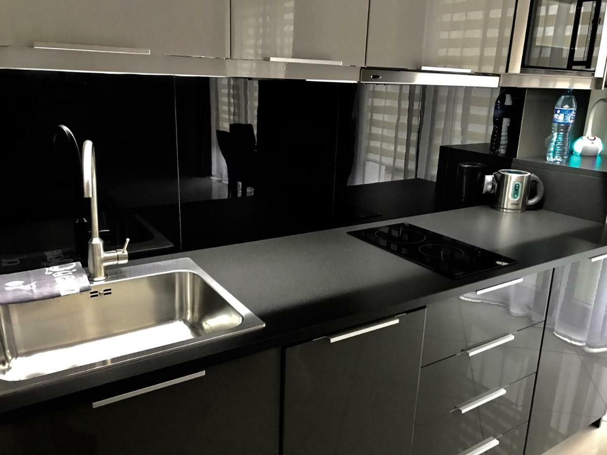 Moko Apartment Parking W Cenie Варшава Экстерьер фото